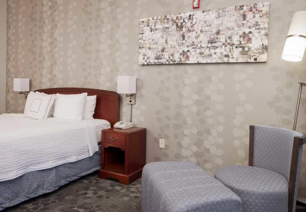 מלון Courtyard By Marriott פאלמדייל מראה חיצוני תמונה