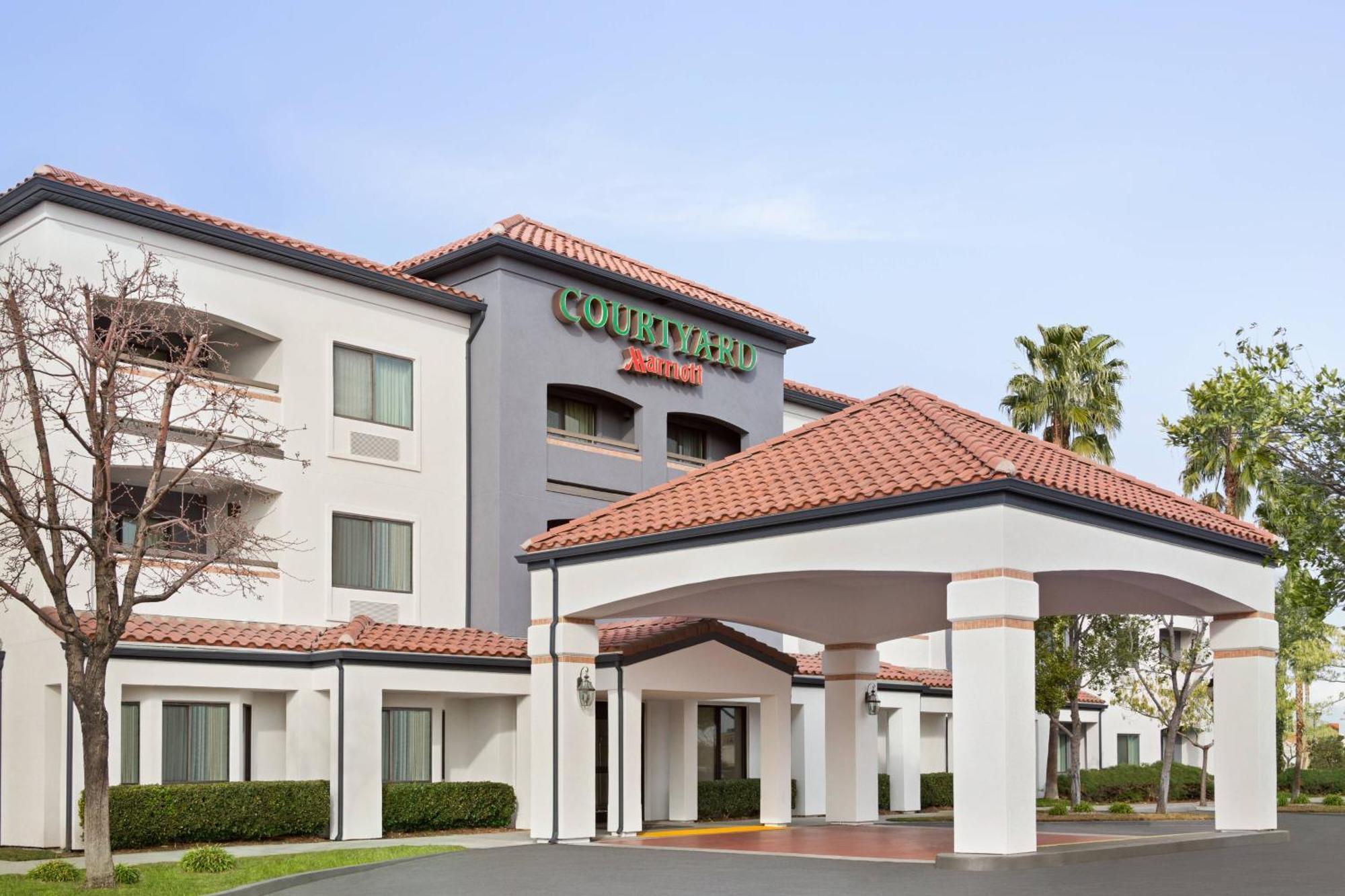 מלון Courtyard By Marriott פאלמדייל מראה חיצוני תמונה
