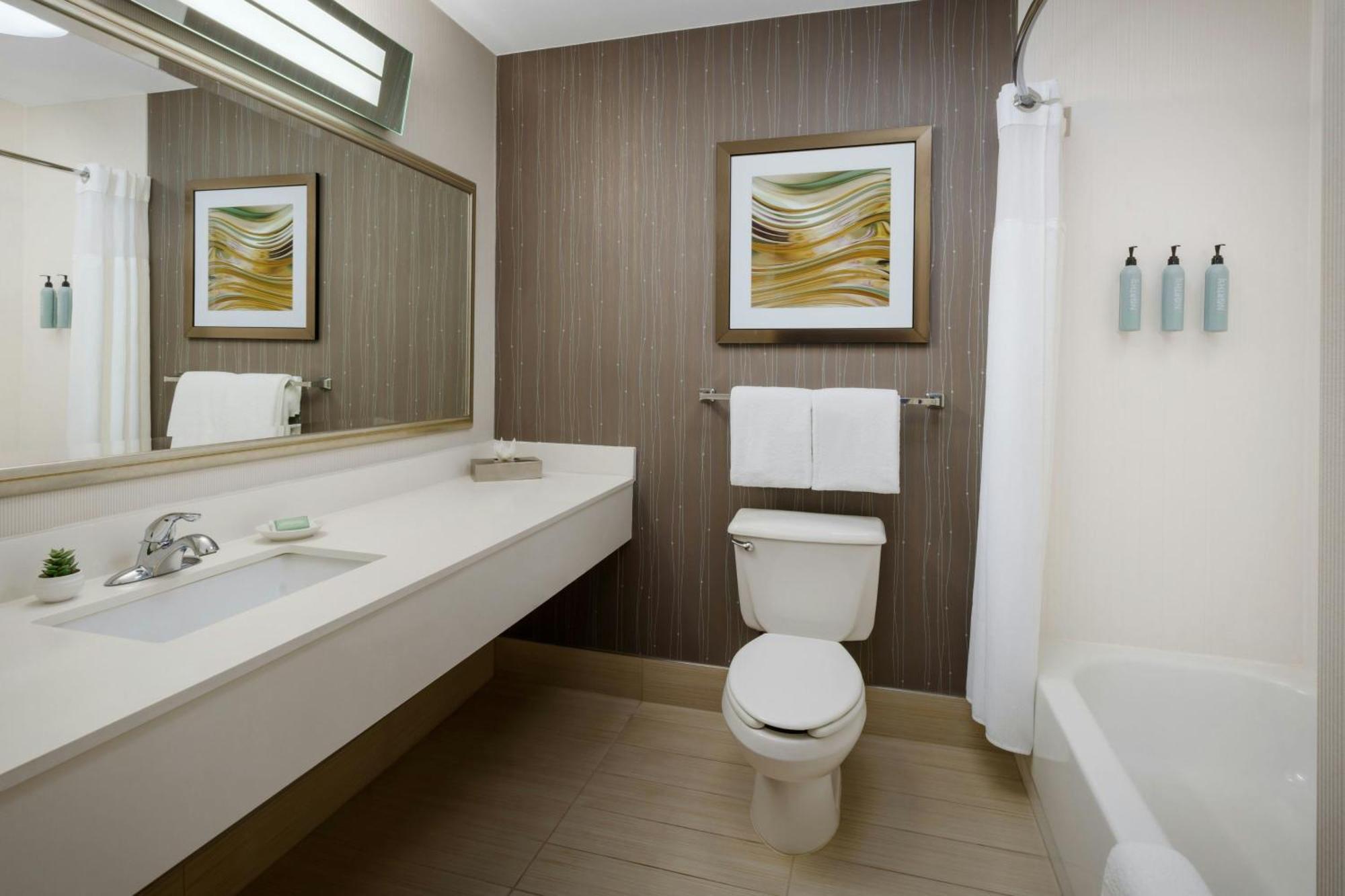 מלון Courtyard By Marriott פאלמדייל מראה חיצוני תמונה