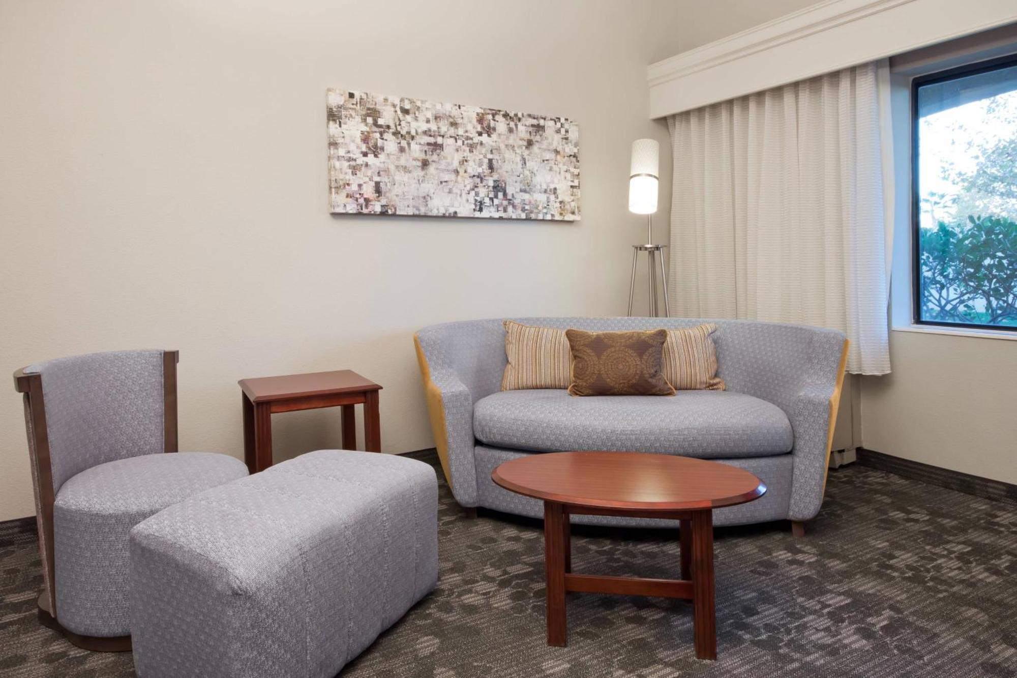 מלון Courtyard By Marriott פאלמדייל מראה חיצוני תמונה
