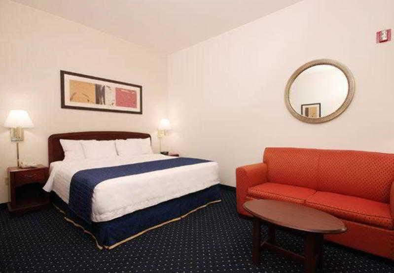 מלון Courtyard By Marriott פאלמדייל מראה חיצוני תמונה